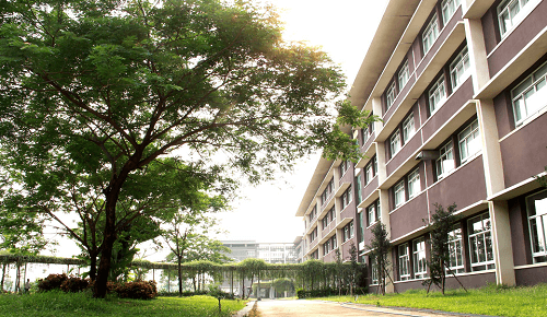 Trường Đại học Quốc tế Miền Đông (EIU)