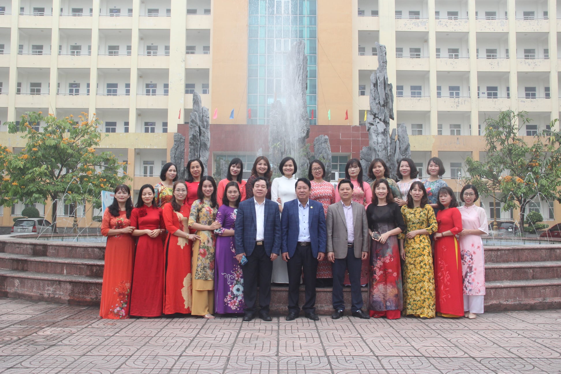 Đại học Công nghiệp Việt Trì (VUI)