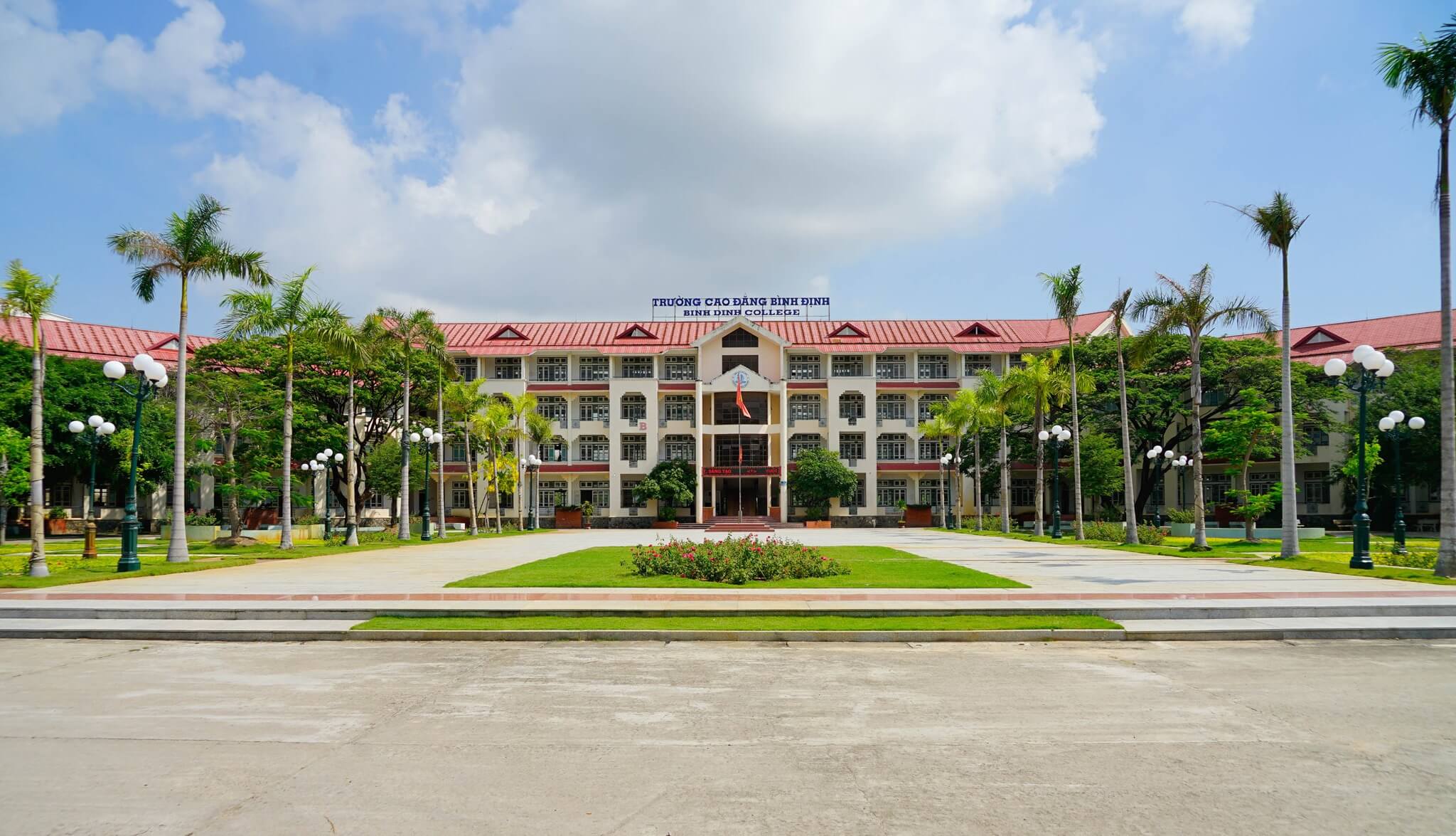 Trường Cao đẳng Bình Định