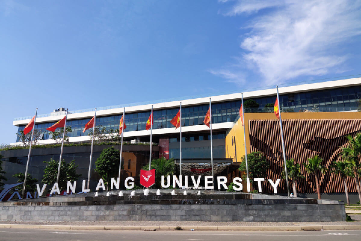 Học phí trường Đại học Văn Lang VLU năm học 2022 2023 là bao nhiêu? - ReviewEdu