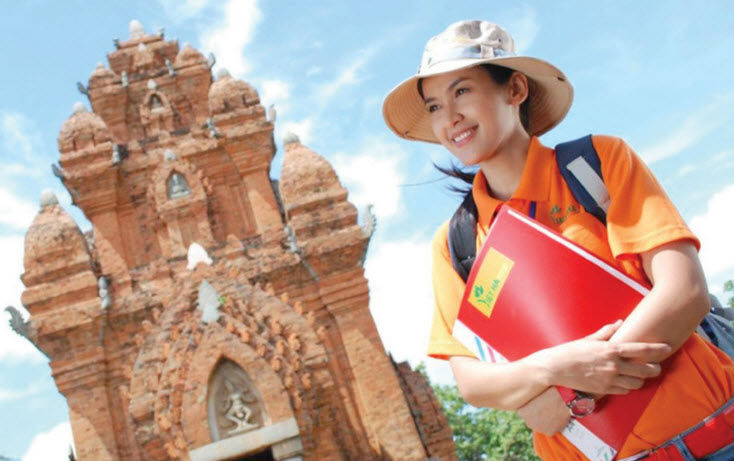 Ngành Hướng dẫn viên du lịch thì nên học trường nào?