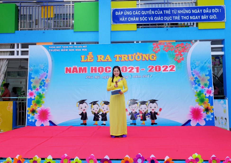 Tường mầm non Hoa Mai tổ chức lễ ra trường cho các cháu Khối Lá năm học2021- 2022 - Mầm non Hoa Mai