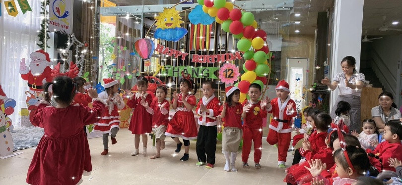 Trường Mầm Non Việt Anh đón Giáng sinh
