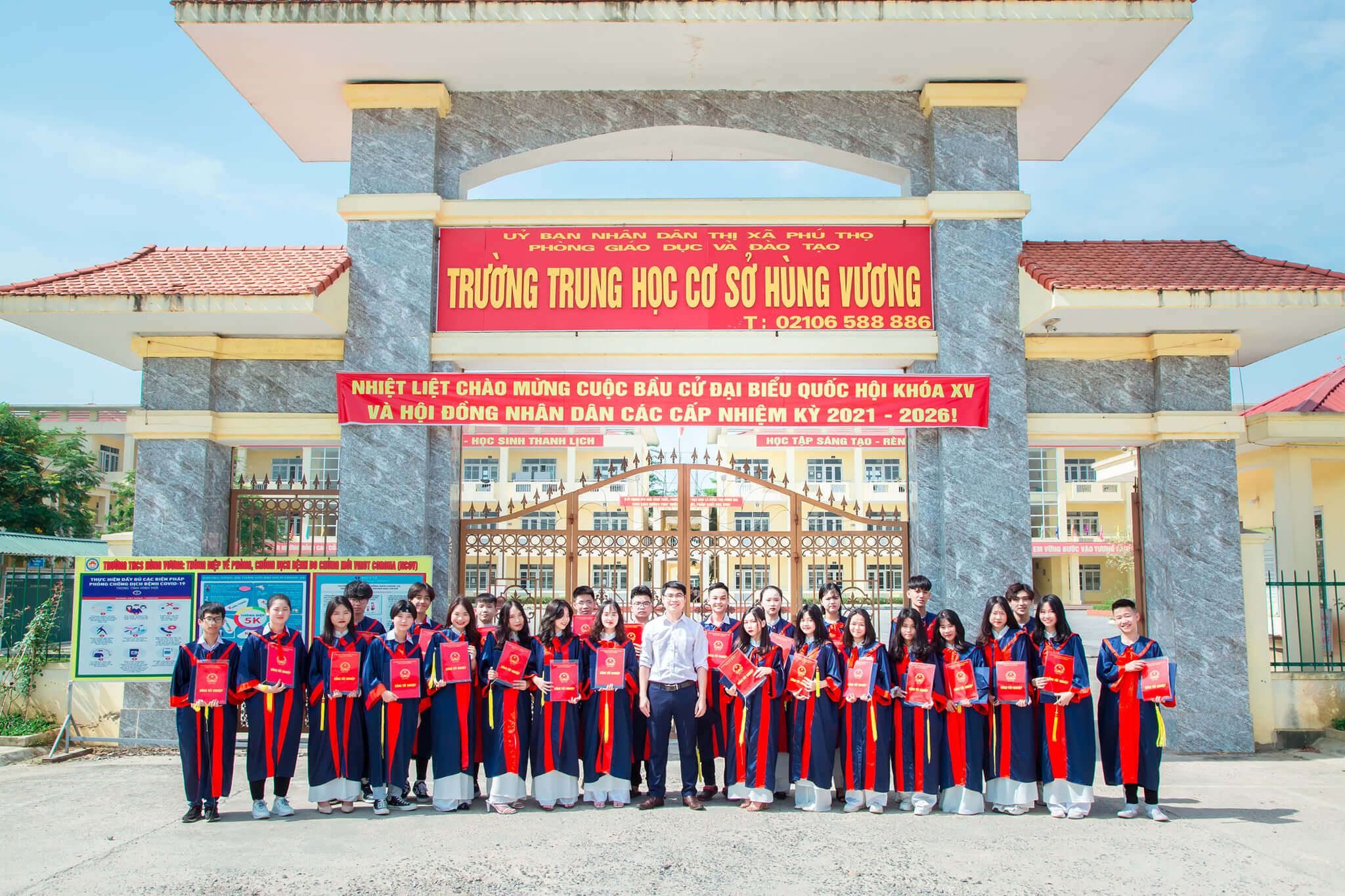 Trường THCS Hùng Vương