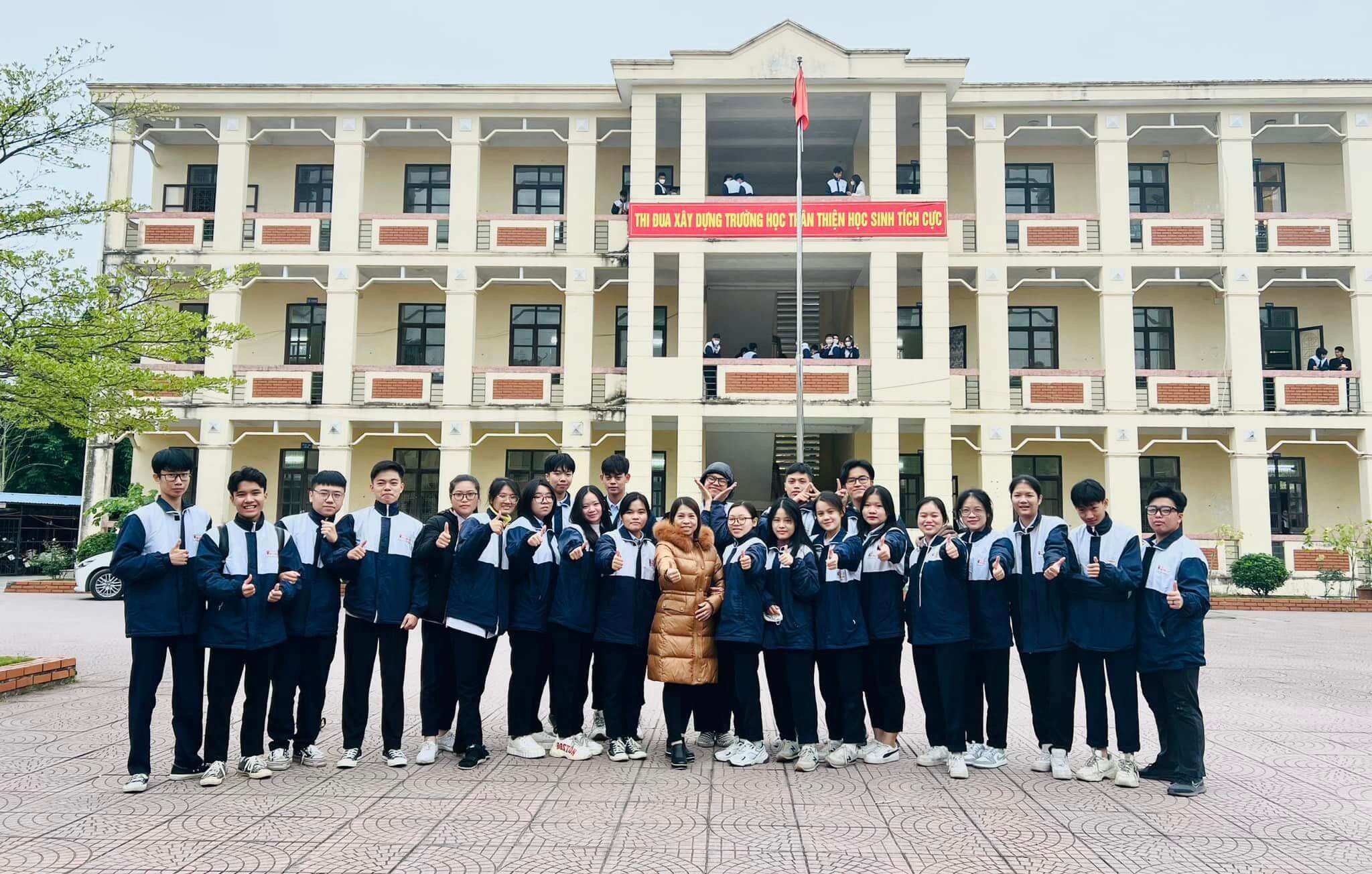 Học sinh trường THPT Mạc Đĩnh Chi