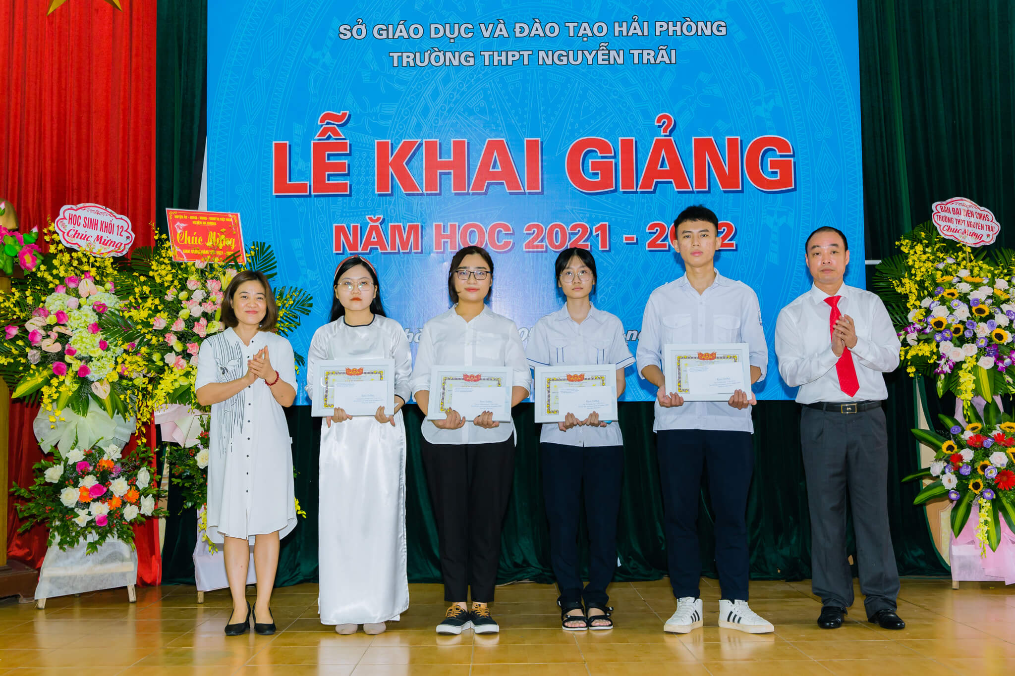 Học sinh trường THPT Nguyễn Trãi