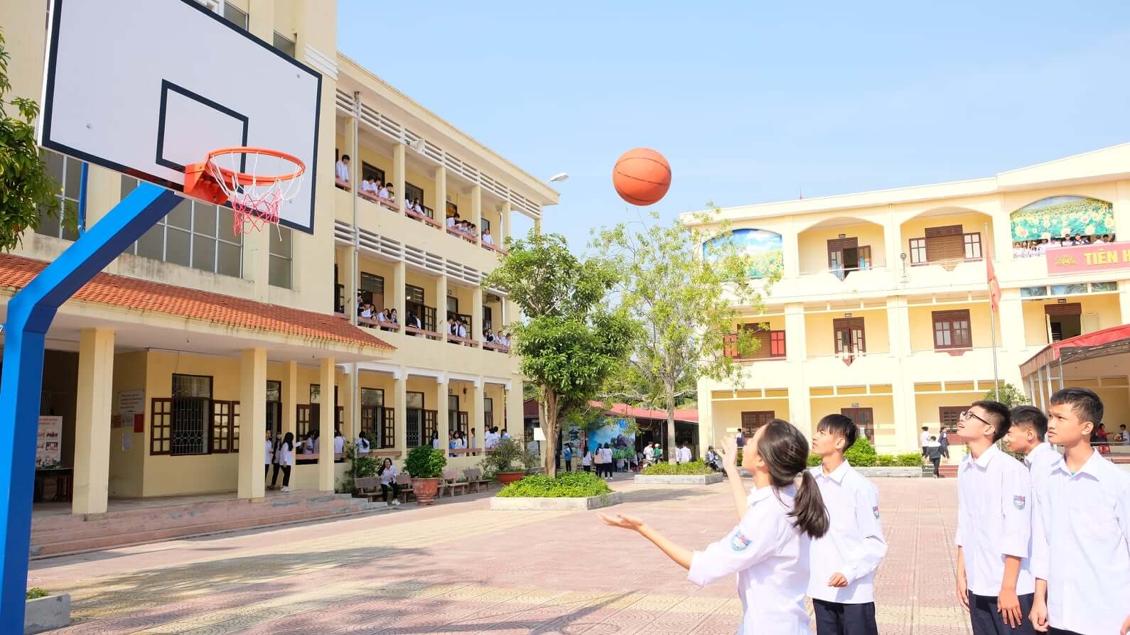 Học sinh trường THPT Nội Trú Đồ Sơn
