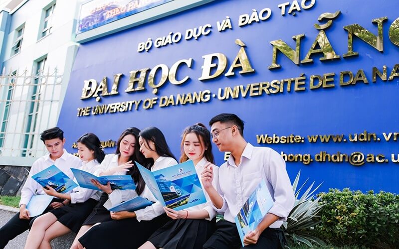 sinh viên Đại học Đà Nẵng