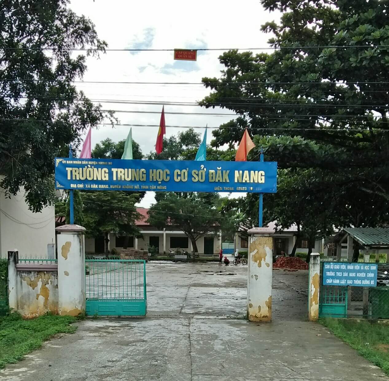 Trường THCS Đắk Nang