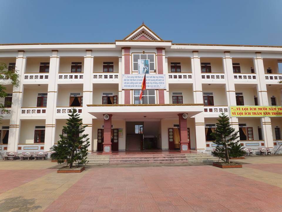 Trường THCS Nam Hà