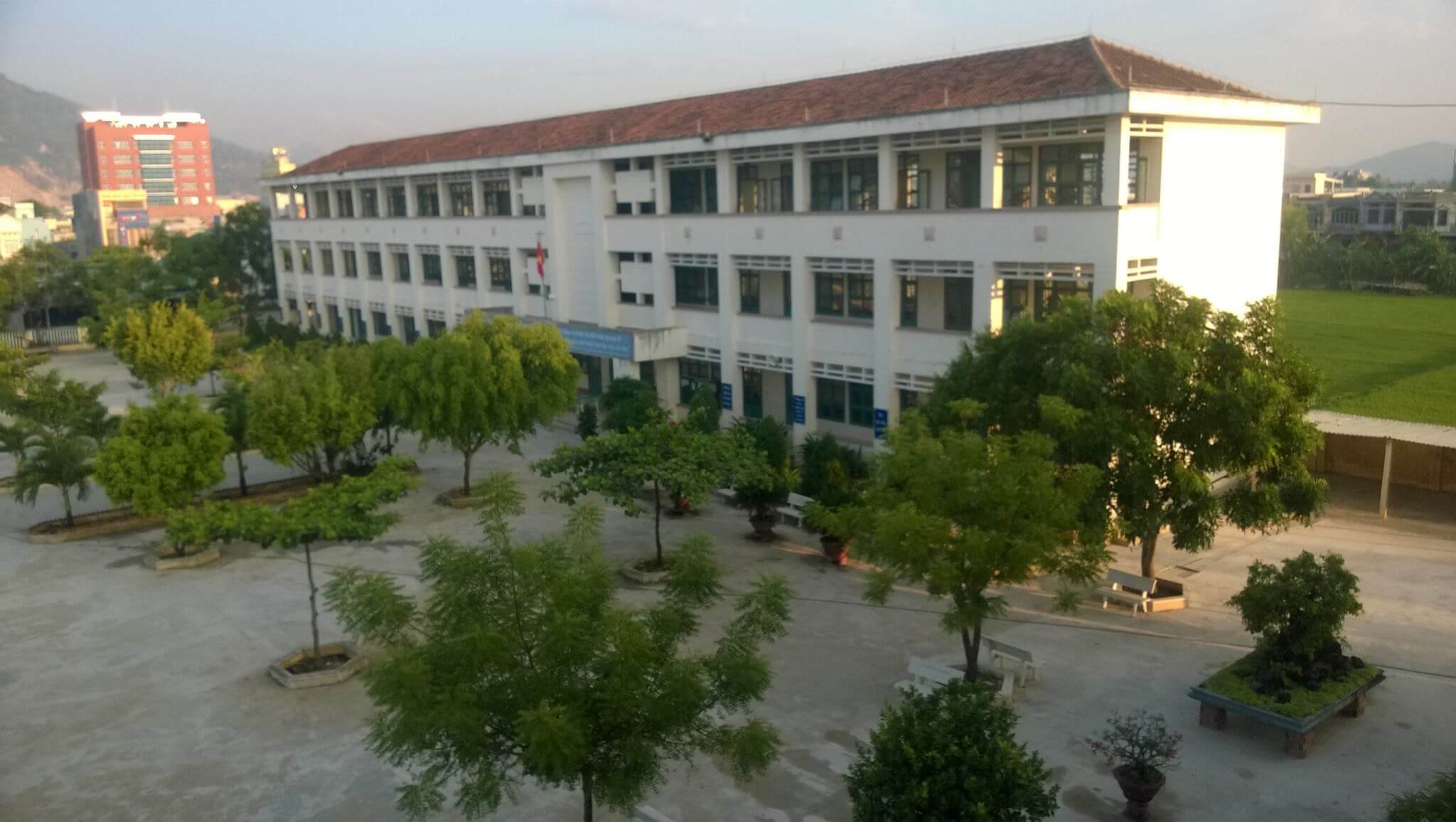 Trường THCS Trần Quang Diệu