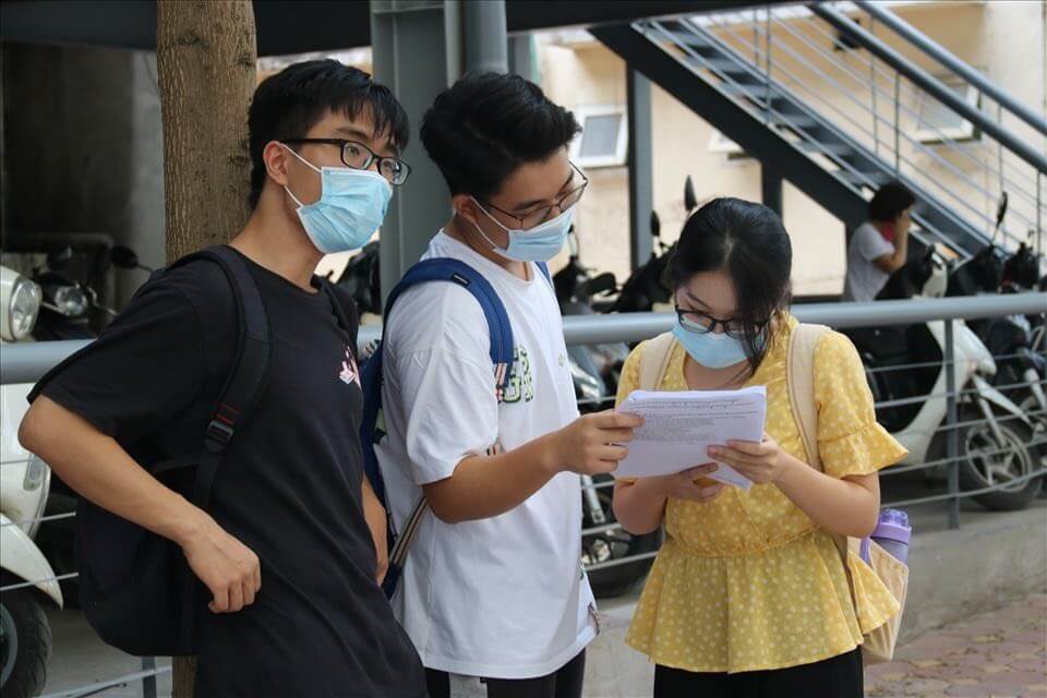 Học sinh xét học bạ Đại học Hạ Long (UHL)