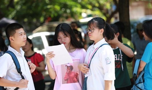 Học sinh tra cứu điểm chuẩn Trường Đại học Kỹ thuật Y dược Đà Nẵng (DUMTP)