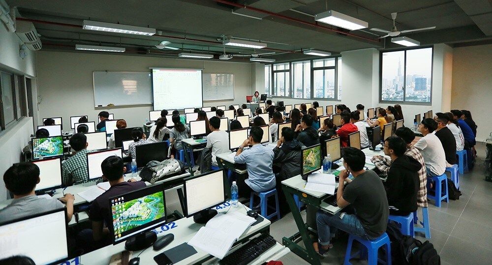 Sinh viên khoa CNTT tại Đại học Văn Lang cơ sở 2