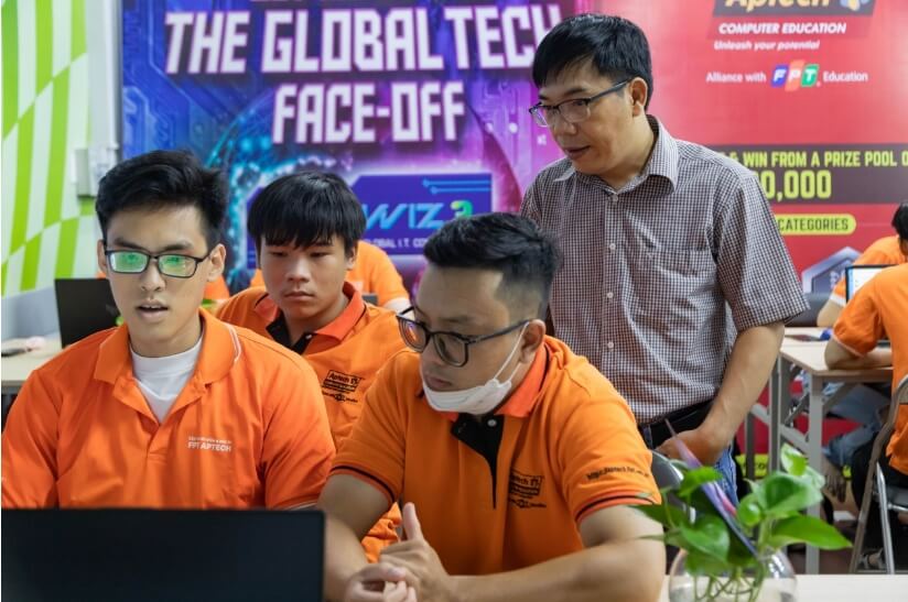 Sinh viên Trường FPT Aptech 