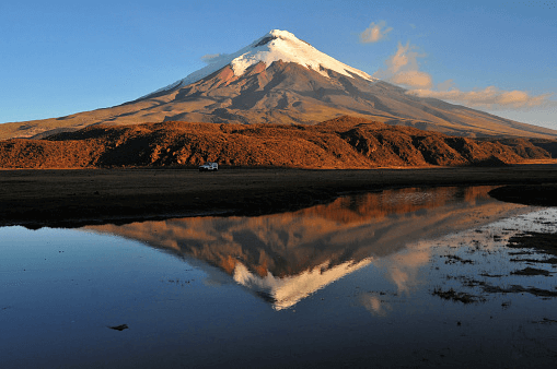 Núi lửa Cotopaxi ở Ecuador