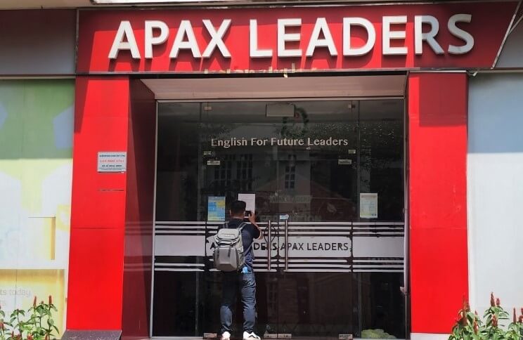 Trung tâm Apax Leader 