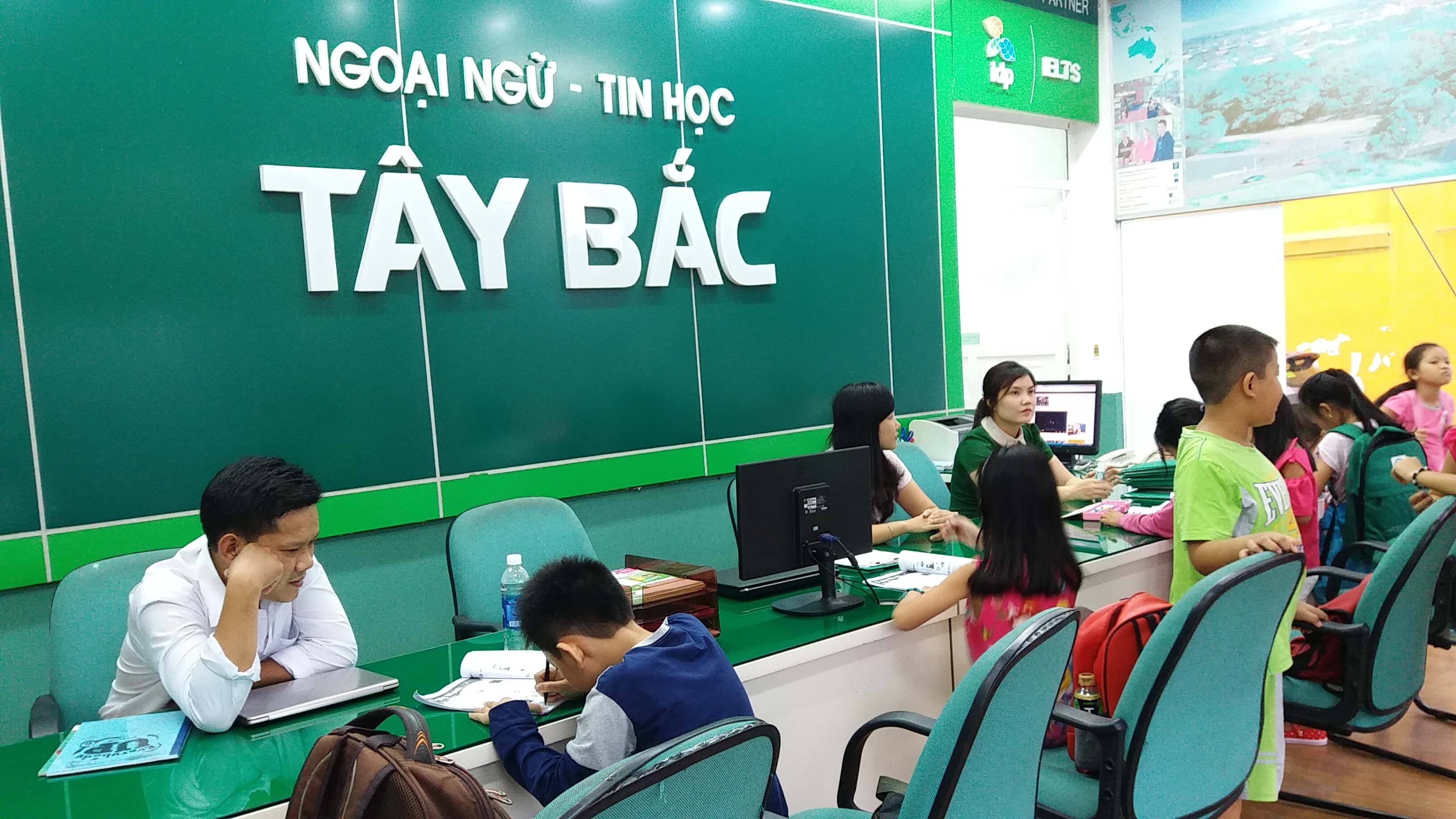 Trung tâm Ngoại ngữ Tin học Tây Bắc (TBC English)