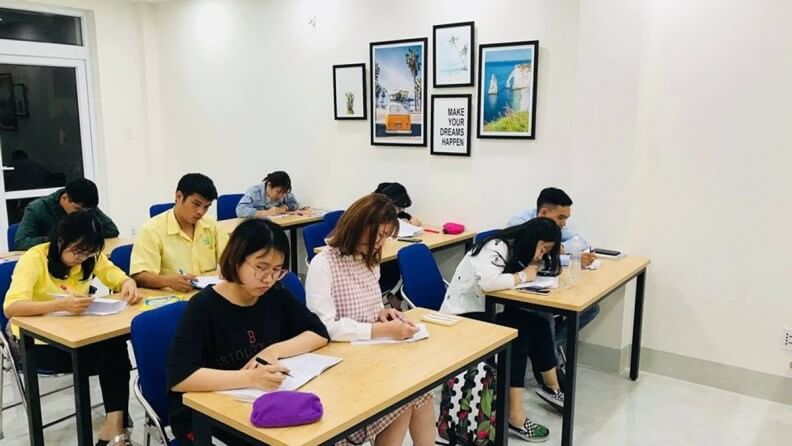 Trường Anh ngữ English Guide