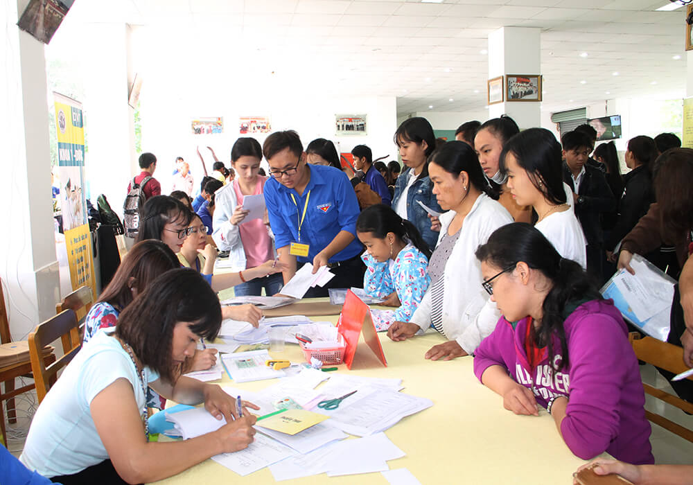 Chương trình Đại học từ xa Trà Vinh đào tạo gồm những ngành nào?