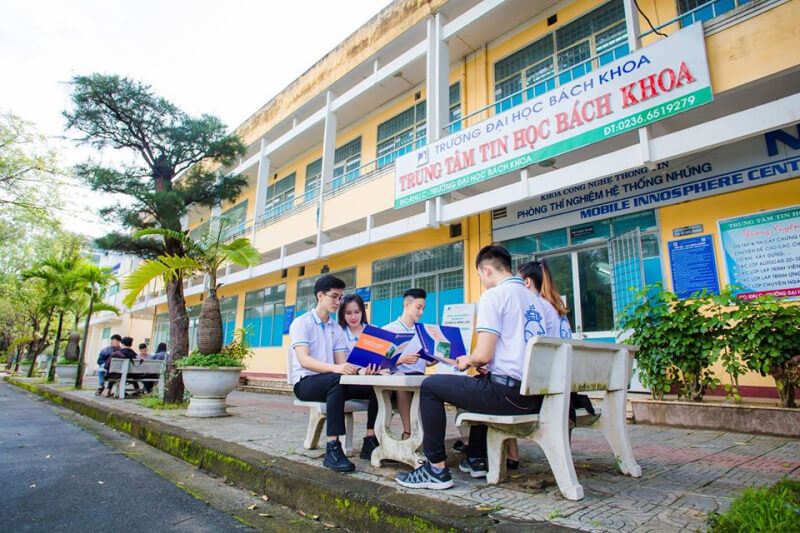 Trung tâm Tin học Đại học Bách Khoa TPHCM