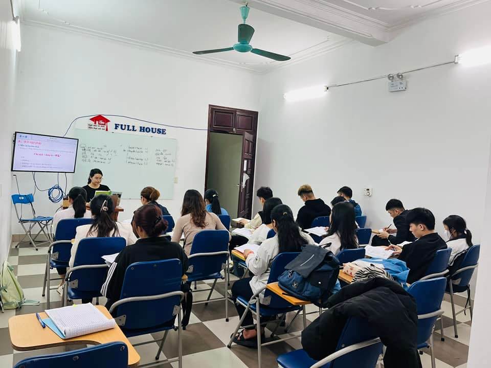 Trung tâm ngoại ngữ Full House Bắc Ninh