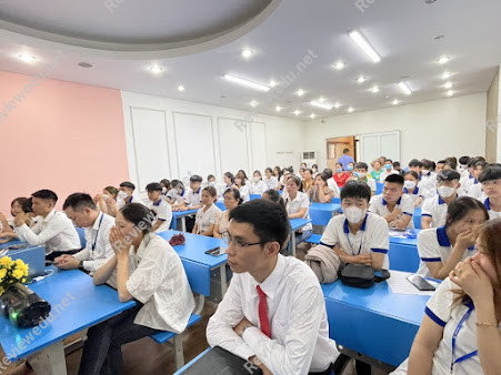 Trung tâm du học Amschool