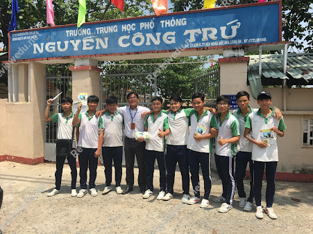 Trường THPT Nguyễn Công Trứ