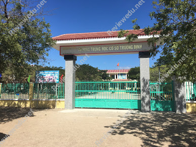 Trường THCS Trương Định - Truong Dinh Junior High School