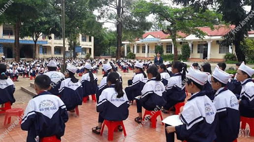 Trường Tiểu Học Và THCS Bùi Thị Xuân