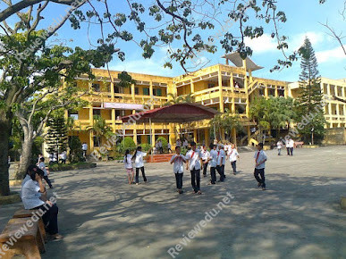 Trường THCS Bạch Đằng