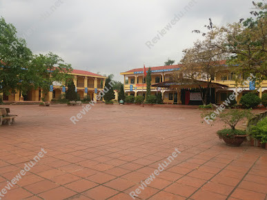Trường THCS Bàn Đạt