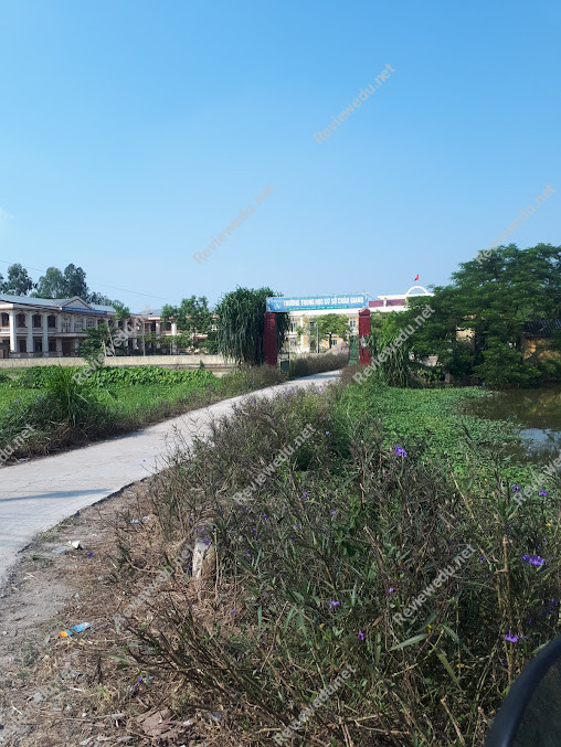 Trường THCS Châu Giang
