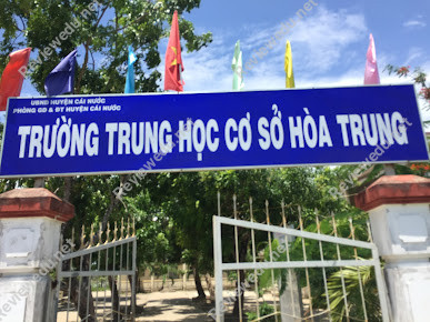 Trường THCS Hòa Trung