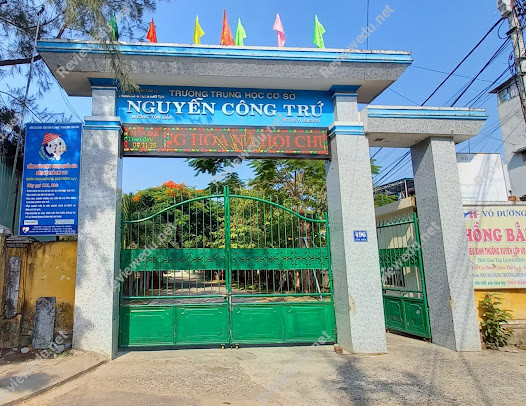 Trường THCS Nguyễn Công Trứ