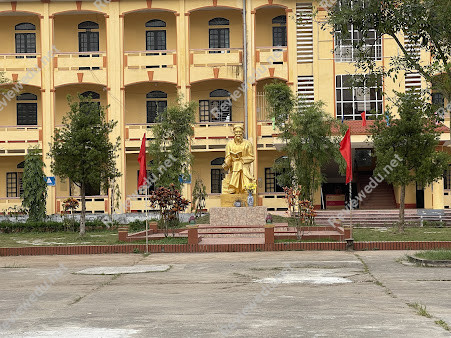 Trường THCS Phan Bội Châu