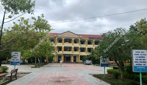 Trường THCS Phan Đình Phùng