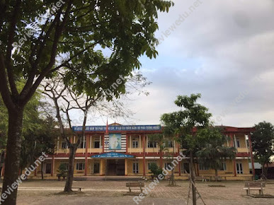 Trường THCS Phú Xuân