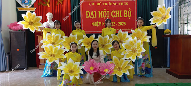 Trường THCS Quảng Tùng
