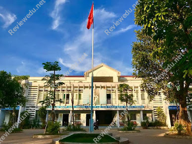 Trường THCS Trần Phú