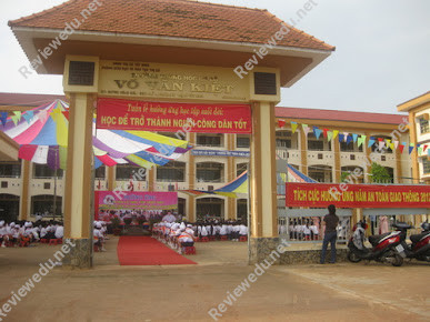 Trường THCS Võ Văn Kiệt