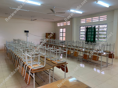 Trường THCS Vũng Thơm