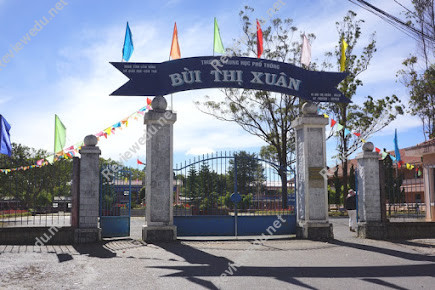 Trường THPT Bùi Thị Xuân