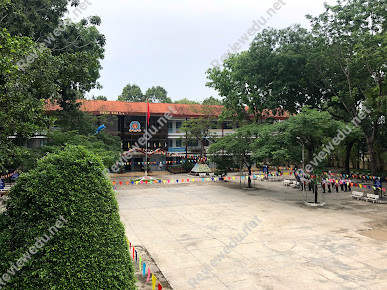 Trường THPT Chuyên Hùng Vương