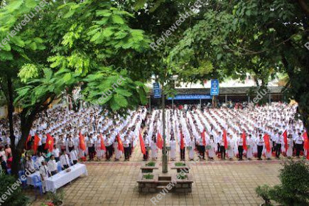 Trường THPT Hòa Vang