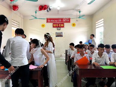 Trường THPT Lâm Thao