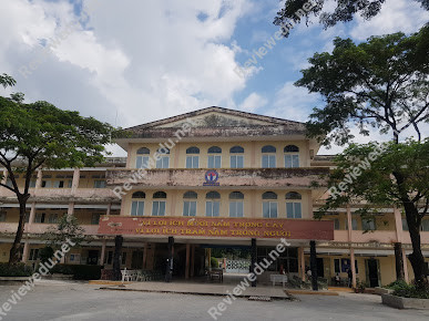 Trường THPT Lê Minh Xuân