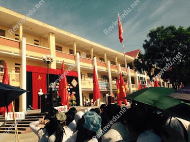 Trường THPT Lê Văn Thịnh