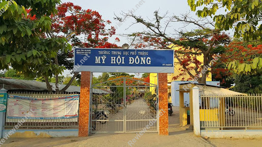 Trường THPT Lương Văn Cù