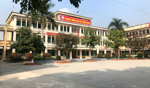 Trường THPT Nam Lý